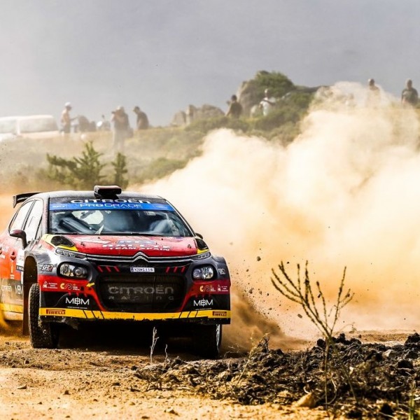 Citroën Racing: English translation of communications media